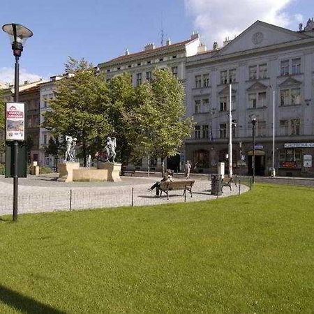 Hostel Junior Prague Exterior photo